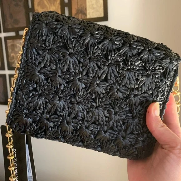 SOLD⛔️AUTHENTIC  DOLCE & GABBANA MILLENIALS " L'Amore E'Bellezza" FLORAL - Picture 15 of 16